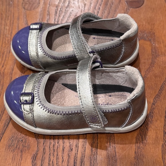 Stride Rite Chandra Leather Purple Cap Toe Mary Jane Toddler Girls Silver 6.5 - Picture 4 of 8